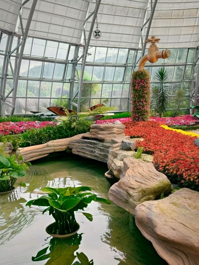 Ride the Fun Wave: Unforgettable Moments at Vinpearl Land