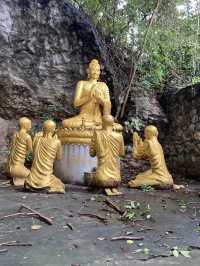 Mount Phousi: A Stairway to Serenity