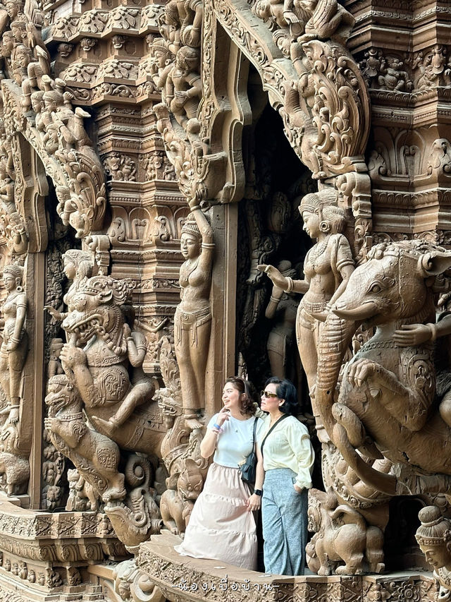 ปราสาทสัจธรรม (Sanctuary of Truth) 