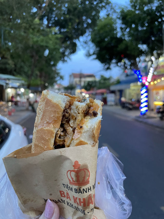 트립어드바이저에 선정된 호이안 반미맛집 반미퀸🇻🇳🥪