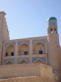 📍Qutlugh Murad Inaq Madrasah/ウズベキスタン