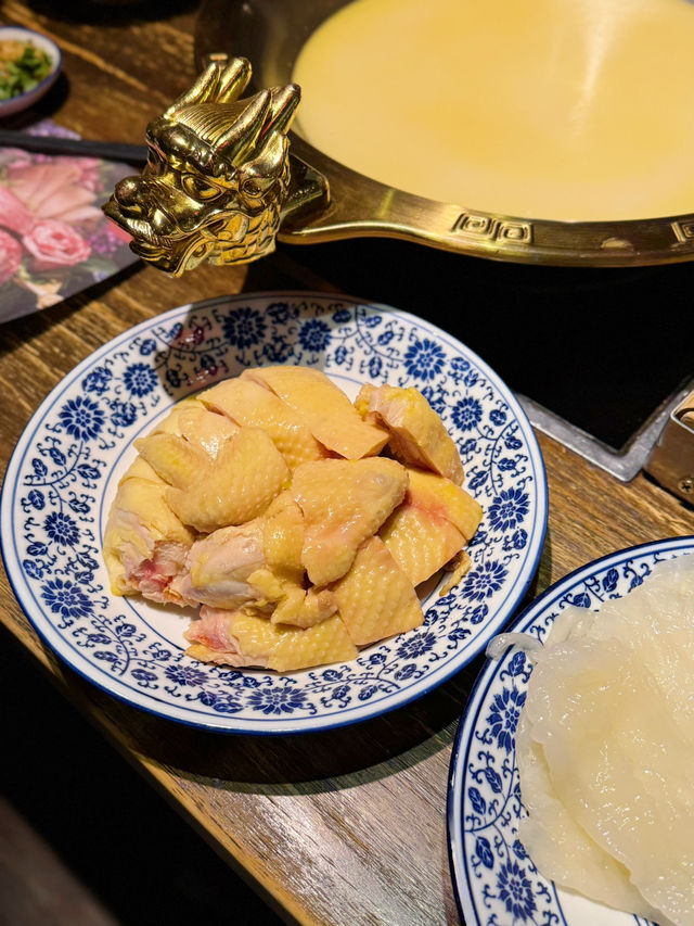 宮廷式主題火鍋店