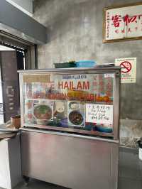 Savoring the Famous Meng Chai Beef Noodle in Penang 🍜