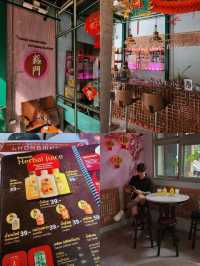 📍All in one Cafe and Shopping Bkk