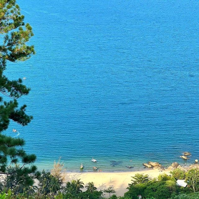 🏝️ Discover Da Nang: Vietnam’s Coastal Gem! 🌊