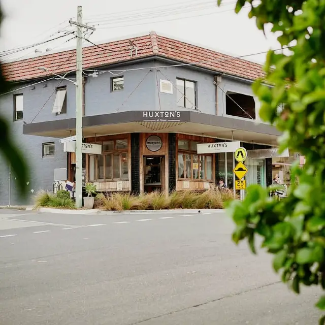 在 Bronte 的 Huxtons 感受海岸魅力