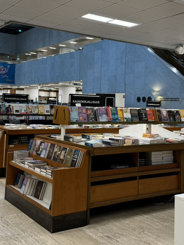 【フィンランド】アカデミア書店