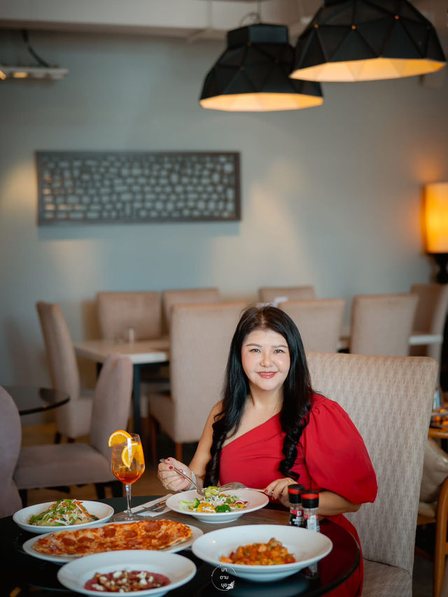 ร้านลับในท่าเทียบเรือยอร์ช ภูเก็ต