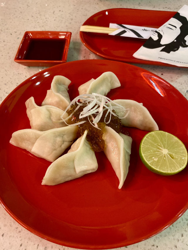ร้านเกี๊ยวซ่ามีสไตล์🥟สูตรเชฟแชมป์กะทะเหล็ก 