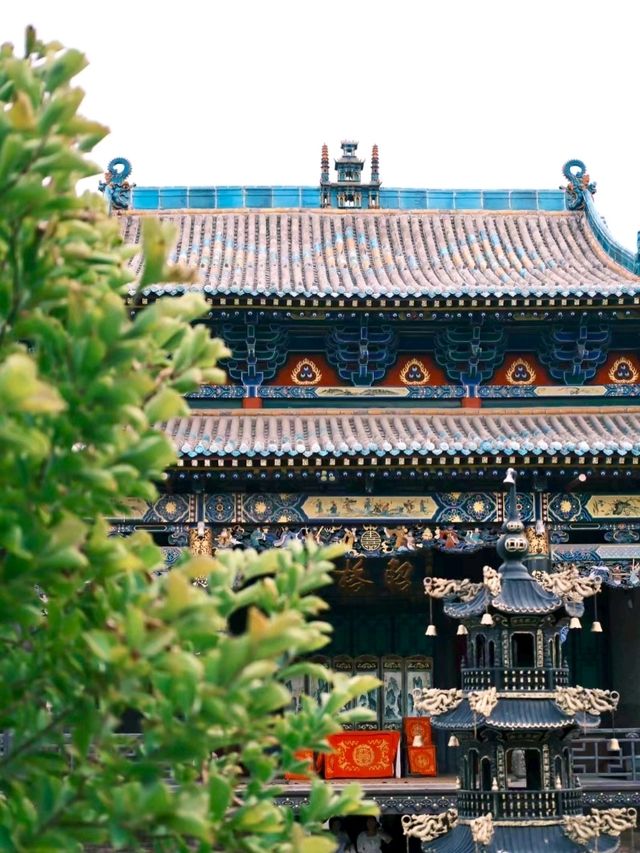 Chenghuang Temple: A Place of Worship and Tradition Chenghuang Temple: A Place of Worship and Tradition