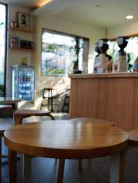 😝 One Two Two Coffee Bar