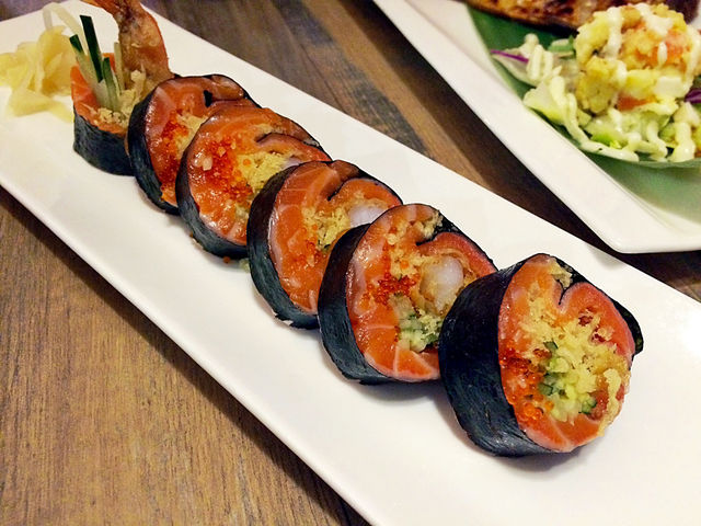 Have you ever tried a no-rice salmon maki?
