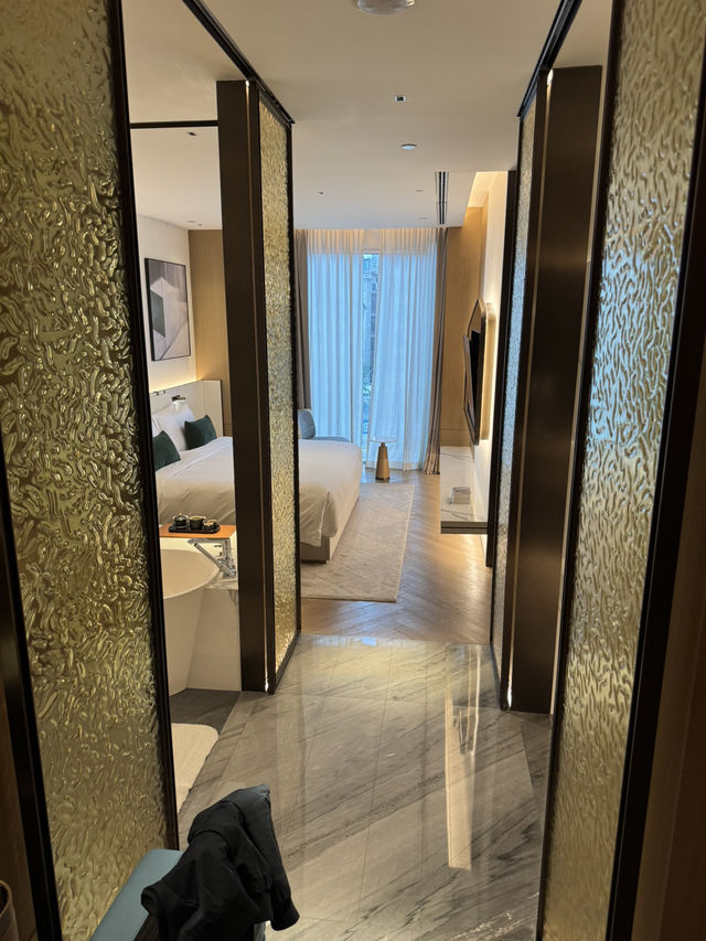 AYEARN HOTEL Room Tour