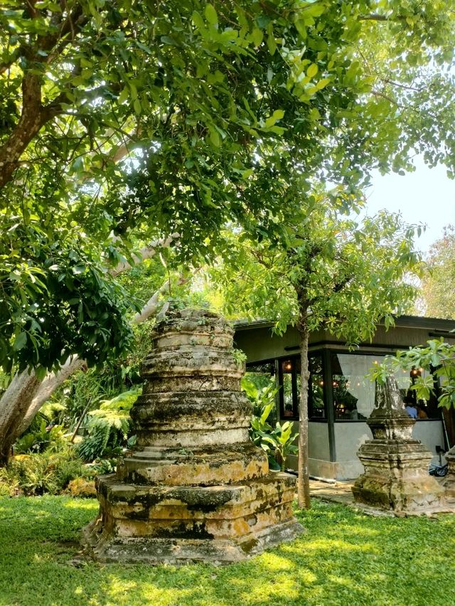 คาเฟ่ต่อบุญ บรรยากาศดีในวัดแค สุพรรณบุรี