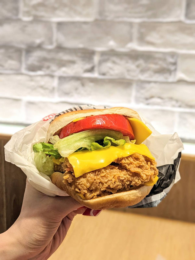 芝士控有福🧀KFC又有新品 三重芝士脆雞系列