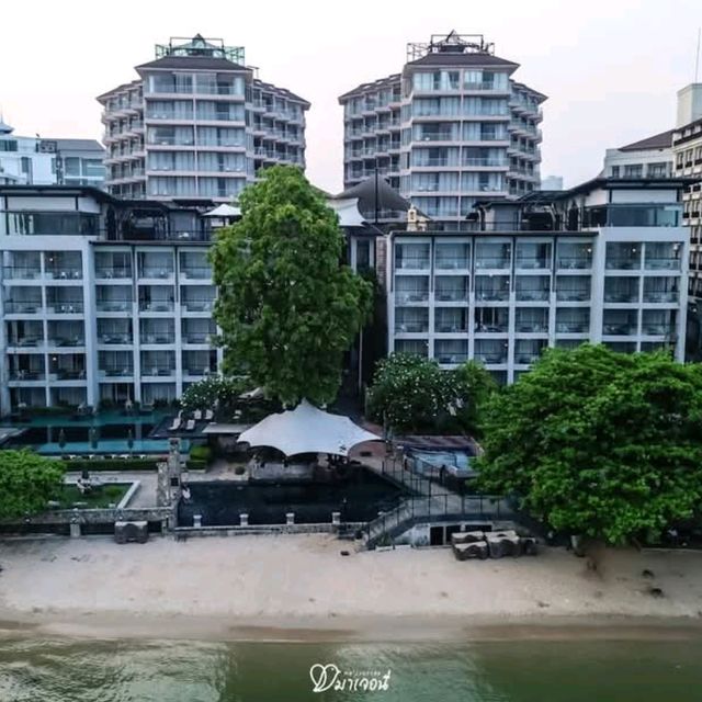 พักผ่อนติดทะเล กับห้อง Premium Pool Access สุดชิล!