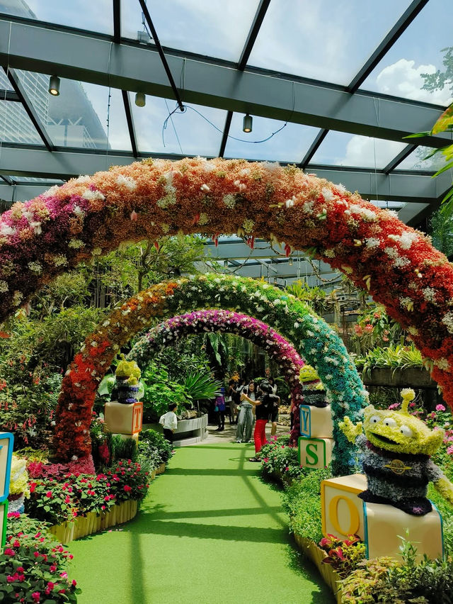 Disney's Garden of Wonders at Gardens by the Bay