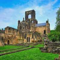 Ruins of the building are in good shape and Beautiful historic landmark
