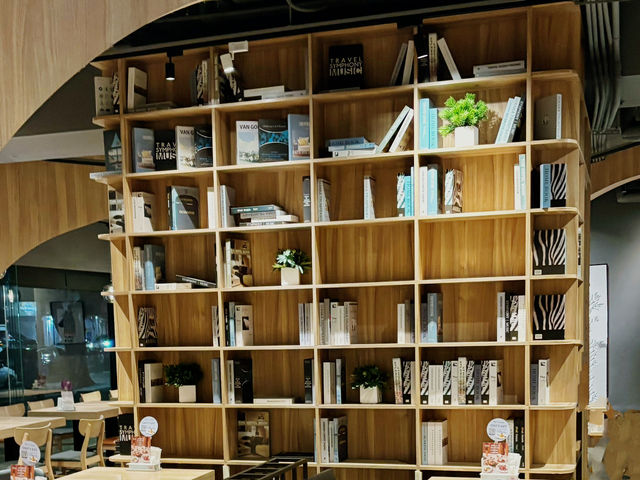 陶板屋林口店，用細緻的料理與溫暖的空間，讓一頓飯不只是吃飽，而是重拾陪伴與對話的溫度