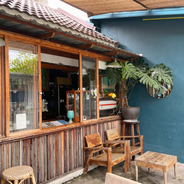 คาเฟ่ลับคลอง6 ☕️ 𝗡𝗮𝗶𝗶𝗯𝗮𝗮𝗻 𝗰𝗮𝗳𝗲 