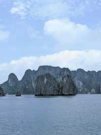 🇻🇳 Halong Bay: When Nature Outshines Every Filter ⛰🛳