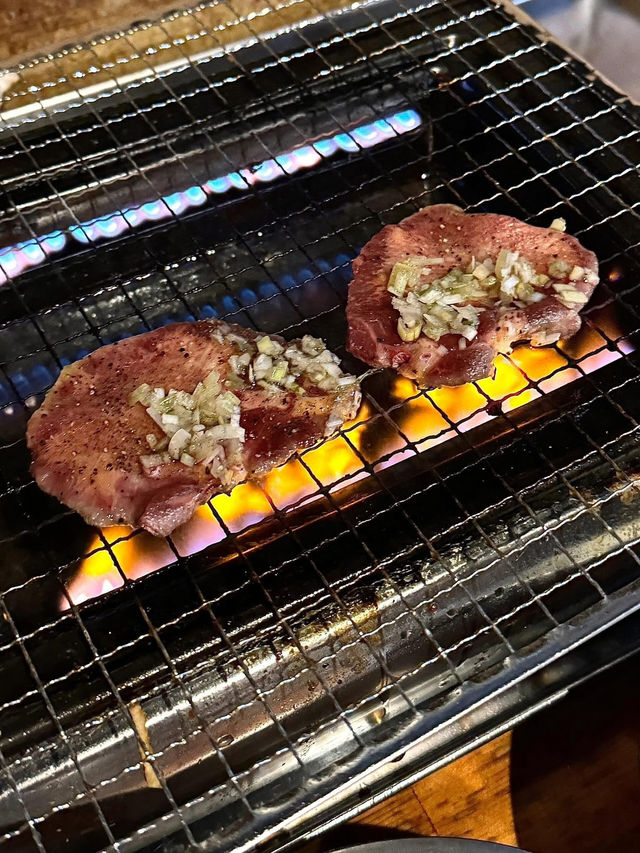 東京🇯🇵 澀谷的蘋果和牛烤肉 😍