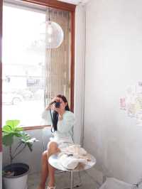 คาเฟ่เล็กๆ ใจกลางเมืองนครสวรรค์ •wanat cafe'•