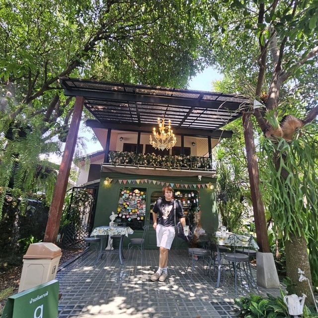คาเฟ่ในร้านขายกระเบื้อง Gongcafe.cnx-บ้านก๋งคาเฟ่