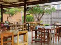 ร้านอาหารลาบเป็ดคนลือ สาขาโนนหงษ์ทอง