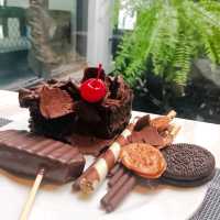 Chocolate Buffet แสนอร่อยที่ Movinpick Hotel