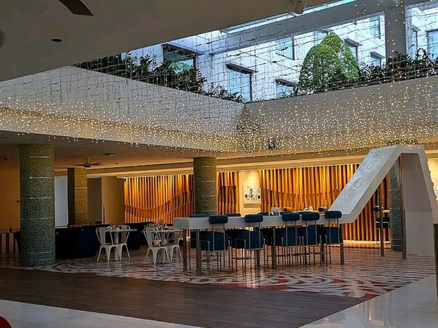 “Holiday Inn Express Baruna Bali: Your Ideal Gateway to Bali's Beaches and Beyond”