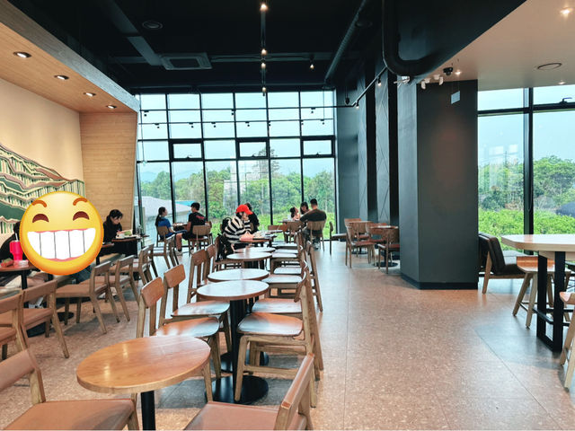 ☕️🥪 한번쯤 가보고 싶던 곳이에요 