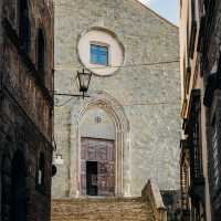 Central Italy's Hidden Gem: Cortona, Tuscany! 🇮🇹 hilltop town in Tuscany, Italy.