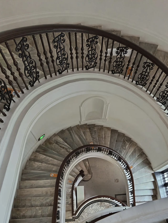 A Tapestry of Xiguan Life – My Visit to Liwan Museum, Guangzhou