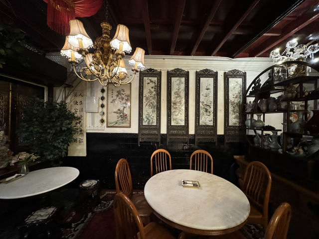 🌸 Flower Mulan Nyonya Cafe – A Beautiful Step Back in Time with Flavour to Match