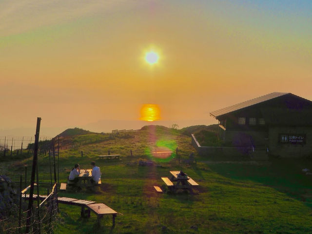【雲上の絶景ロード】伊吹山ドライブウェイで空に向かう旅