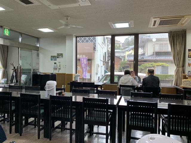 🍣 Traditional Flavors by the River – Lunch at Shiratame Bekkan