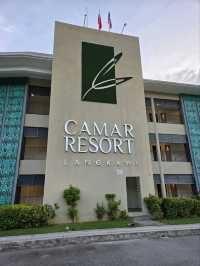 “Camar Resort Langkawi: Tranquil Beachfront Escape with 77 m Pool & Warm Hearts”