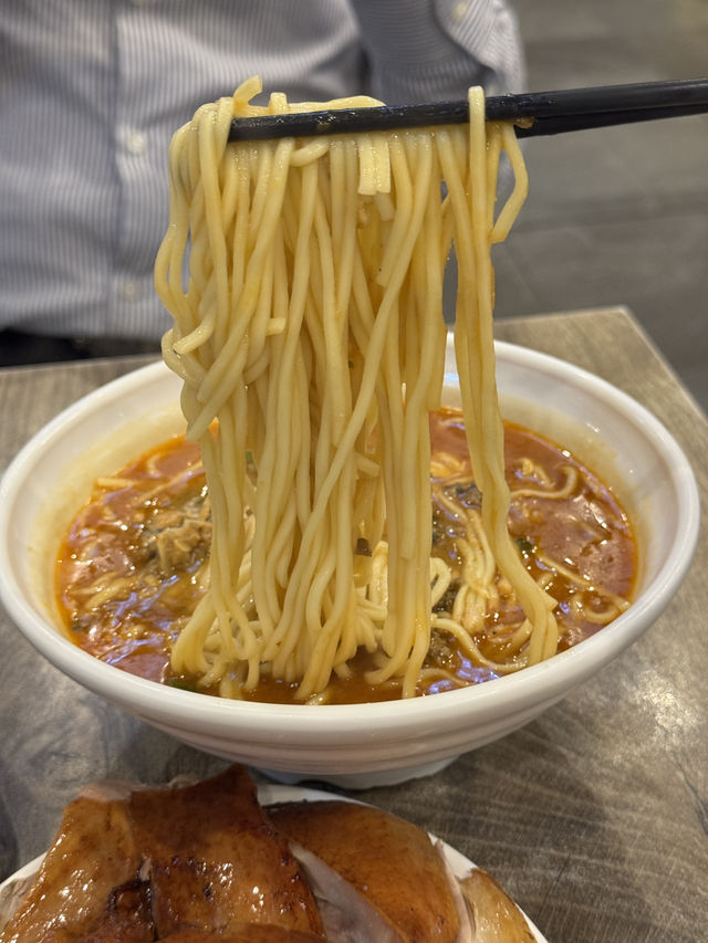 《大角咀好抵食片皮鴨》