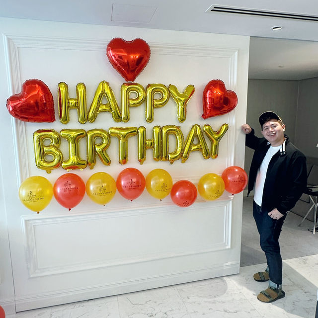 His Birthday, My Vacation 😂