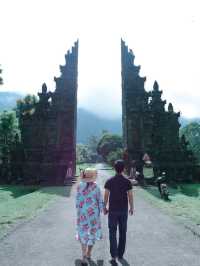 Handara Gate, Bali – Iconic Photo Spot with Good Vibes & Good Lines ⛩️