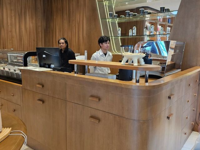 เช็คอินคาเฟ่ทรงวาด One Day Trip