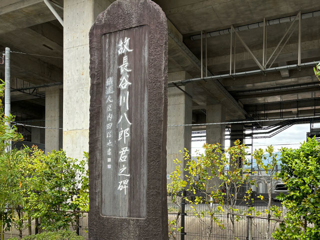 日本車站-上越妙高車站（上杉謙信銅像）