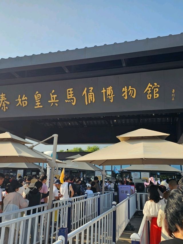 ⚔️ 사진보다 100배 압도적인 현장 – 시안 병마용 방문기