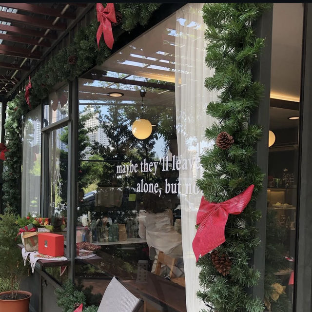 Mistletoe Flour Thyme – Pattaya