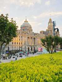 City Lights & Skyline Dreams – Exploring The Bund