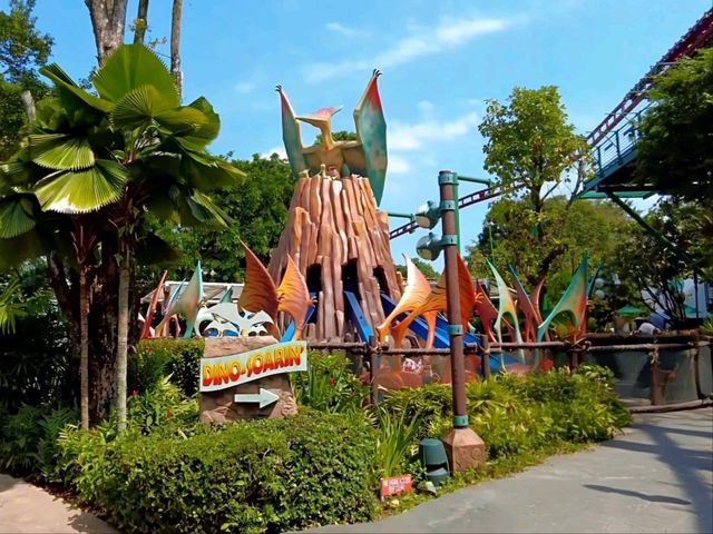 Adventure awaits in Jurassic Park in USS