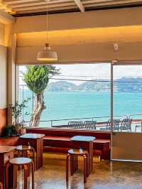 🇰🇷 Busan Hidden Gem: Seaside Café You Must Visit!