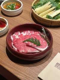 中国人の友達に火鍋食べたいって言ったらここだけは行けって言われた火鍋屋"巴奴毛肚火锅(上海人广来福士店)"🇨🇳