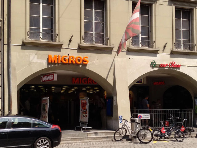 🍽️ Casual Eats in the Heart of Bern – Migros Restaurant at Marktgasse